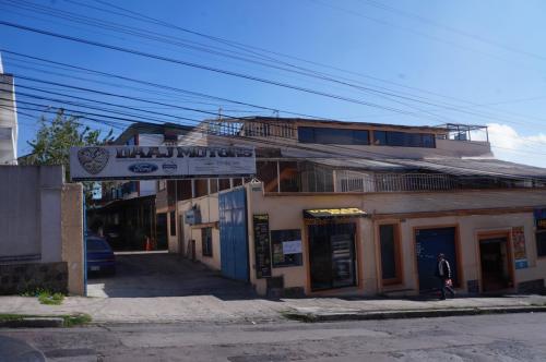 CASA RENTERA O TERRENO DE 1000 MT