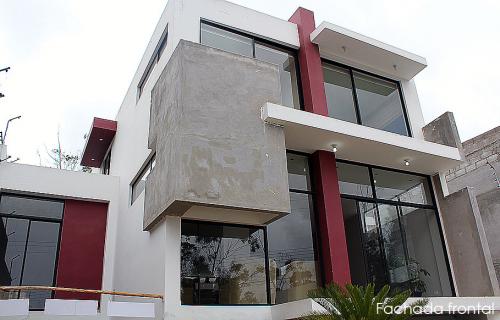 Casa La Marca, Mitad del Mundo, estilo Moderno,264m2 de construcción $184.900 Inf: 2353232,0997592747,0992758548