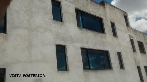 Vendo Propiedad Con Oficinas, Departamentos Y Galpón