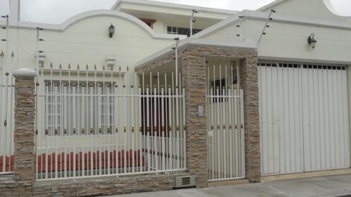 Vendo casa en Otavalo