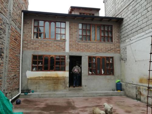 SE VENDE CASA EN EL CENTRO DE OTAVALO