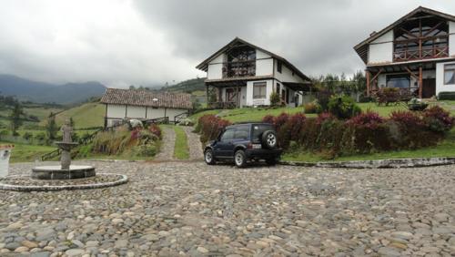 VENDO HERMOSA CASA CAMPESTRE EN OTAVALO – IMBABURA