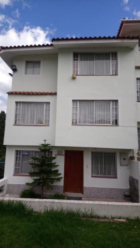 Super Oportunidad - Valle De Los Chillos Precio Increíble de 89.000