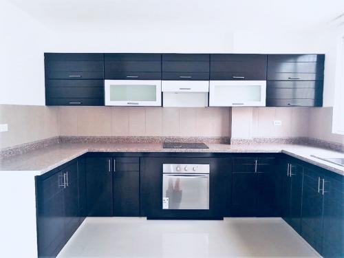 CASAS HERMOSAS CONJUNTO HABITACIONAL RANIA MANTA