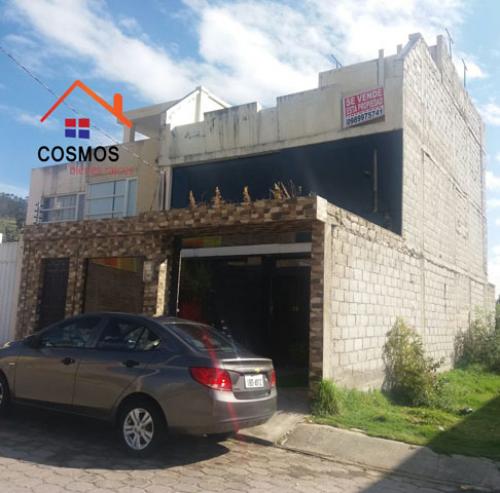 SE VENDE CASA DE CEMENTO ARMADO EN OTAVALO