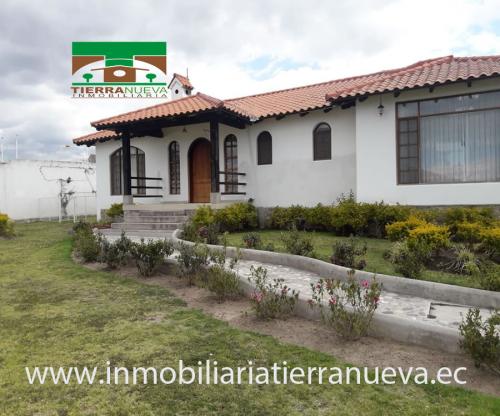 VENDO HERMOSA CASA EN COTACACHI