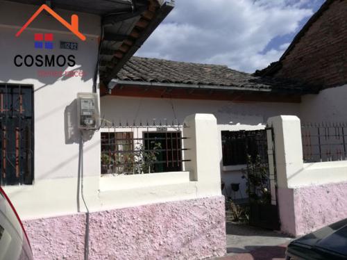 VENTA DE CASA EN COTACACHI CENTRO