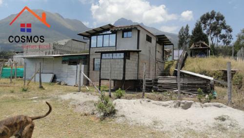VENTA DE CASA DE CAMPO EN OTAVALO SECTOR SAN PABLO DEL LAGO