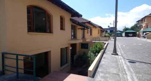 VALLE DE LOS CHILLOS (PUENTE 9), SUPER OPORTUNIDAD - HERMOSA CASA EN 87.000 NEGOCIABLES