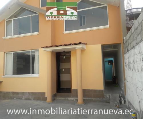 EN OTAVALO VENDO HERMOSA CASA