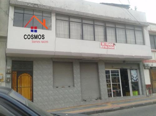 Se vende casa y terreno en el centro de Otavalo