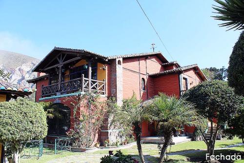 Casa de venta, La Pampa, tipo quinta,amplio terreno,zona residencial $550.000 2353232,0997592747