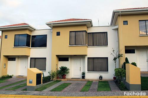 Casa de venta,Conjunto Los Alisos,4 dormitorios,junto al colegio Espejo 2353232,0997592747,0958838194	