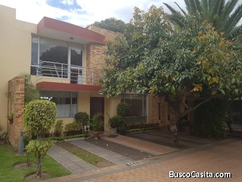 HERMOSA CASA DE 2 PISOS EN CONJUNTO CERRADO