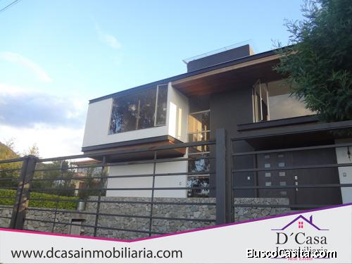 Casa de venta - Chaullabamba, 3 dormitorios máster, 3 garajes, jardín / 0998694960