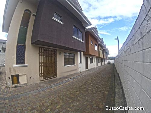 CASA EN VENTA, URBANIZACIÓN LOS BALCONES, CAMINO VIEJO A BAÑOS, $109.000
