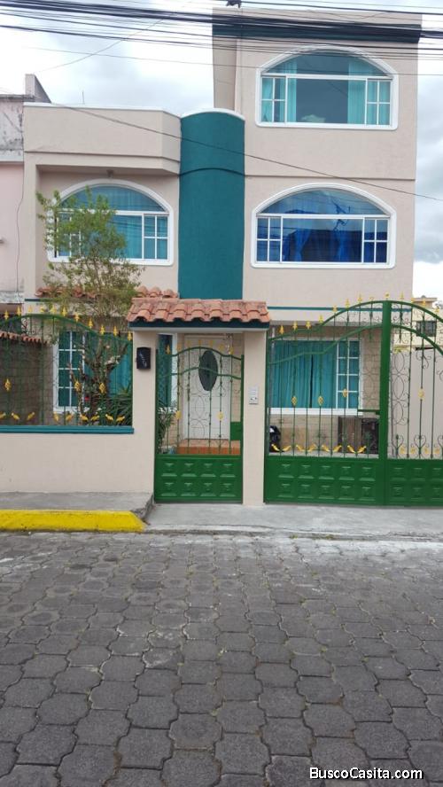 Casa en Venta Conocoto - Quito Ecuador  (5 HABITACIONES)