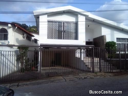 CEIBOS,ATRAS CERCA FYBECA, 400 M2 SOLAR  Y 300 M2 CONSTRUCCION 4 DORMITORIOS $145.000