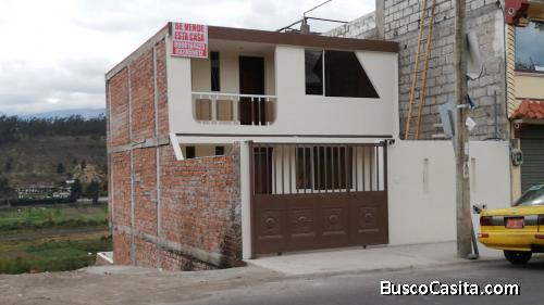 Casa nueva de tres plantas con subsuelo amplio