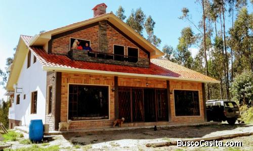 HERMOSA CASA 3PISOS. 2.000 Mt 