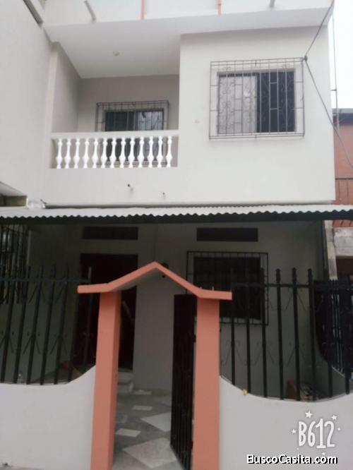 VENTA CASA CON LOZA-  NEGOCIABLE