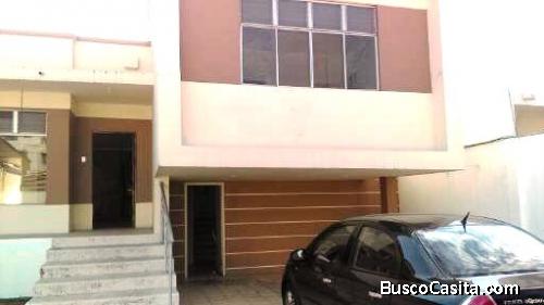 VILLA SECTOR BARRIO DEL CENTENARIO. GUAYAQUIL