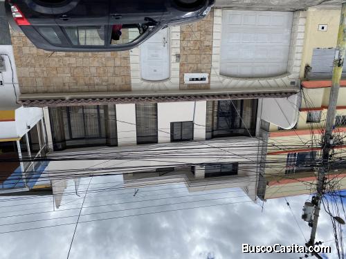 VENDO CASA DE 480 mtrs de construcción 