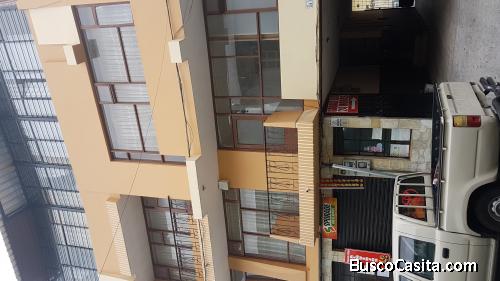 Vendo casa 4 pisos zona centro de ambato