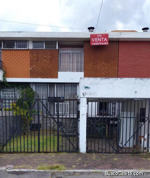 Casa 2 pisos en Urb. La granja Casa 2 pisos en Urb. La granja