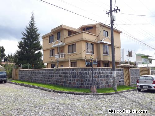 VENTA CASA DE OPORTUNIDAD EN CLUB LOS CHILLOS