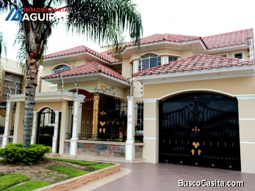 VENTA DE CASA-URB QUIROLA