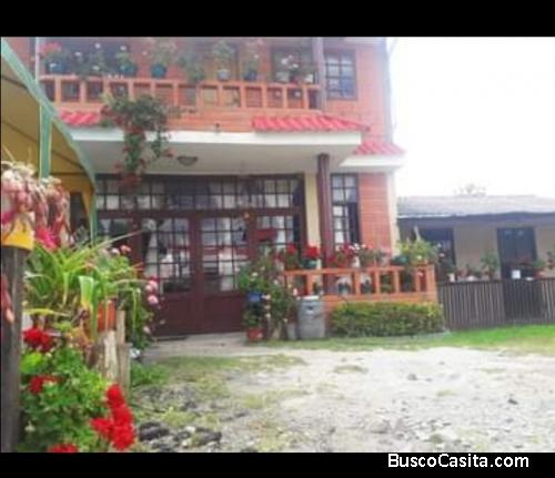 Venta de terreno y casa_chuquipata_Azogues