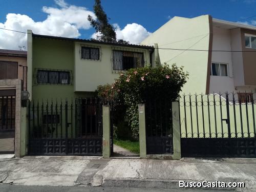 CASA EN VENTA CIUDAD DE RIOBAMBA