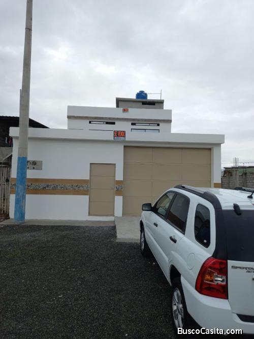 MANTA VENDO PROPIEDAD NUEVA VISTA FRENTE AL MAR