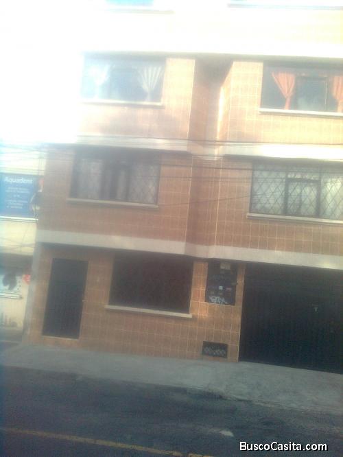 En venta casa de 4 pisos.