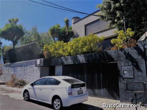 Casa en Cumbayá en Urbanización Valle 2 y 3