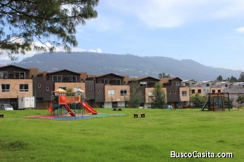 Venta casa nueva Valle de Los Chillos