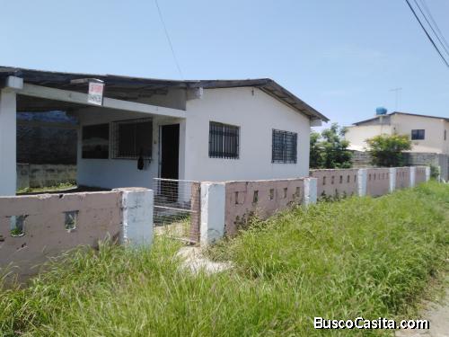 Venta de casa en Ballenita, sector estratégico