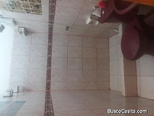 VENTA DE CASA PEQUEÑA 