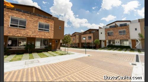 CASAS DE 140 M. EN EL VALLE DE LOS CHILLOS.OPORTUNIDAD