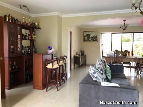 CASA EN VENTA VÍA SAMBORONDÓN, URB. SANTA MARÍA DE CASA GRANDE 