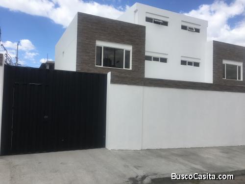 CASAS INDEPENDIENTE DE 4 DORMITORIOS TERRAZA YACUZZI Y MAS EN EL SECTOR CLAVEL 