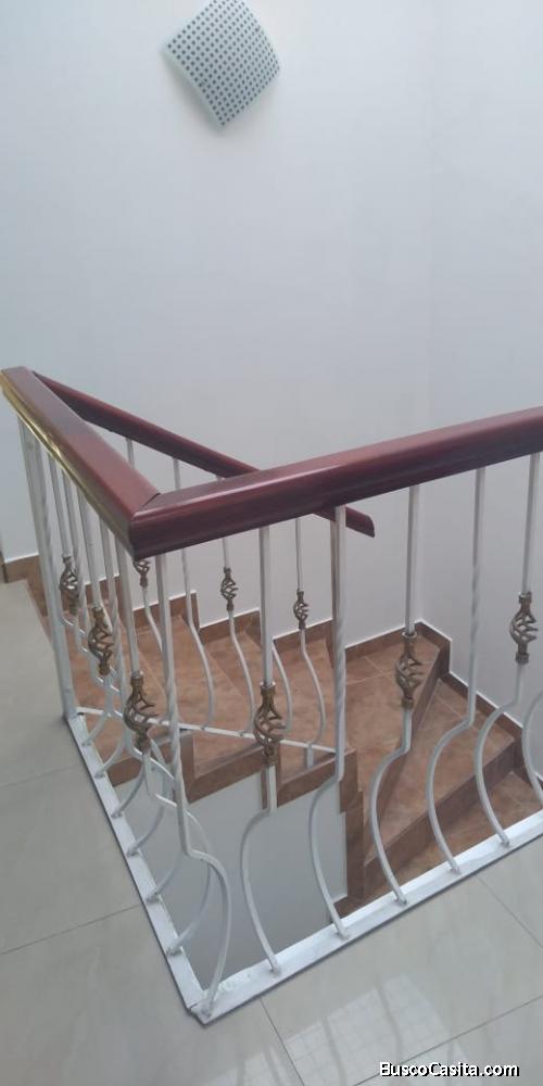 Casa en conjunto cerrado - Valle de los Chillos