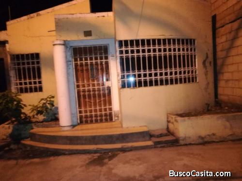 CASA EN VENTA EN EL RECREO DURAN