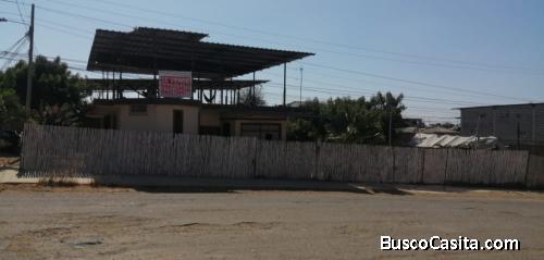 Venta de casa con todos los servicios básicos, con 600 m2 de terreno, 200 m2 de construcción 