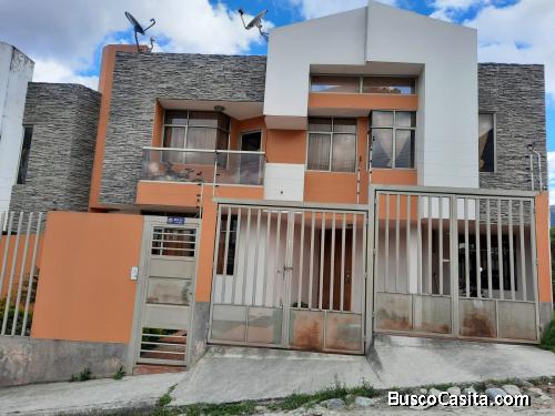 CASA DE VENTA EN LA DANIEL ALVAREZ 