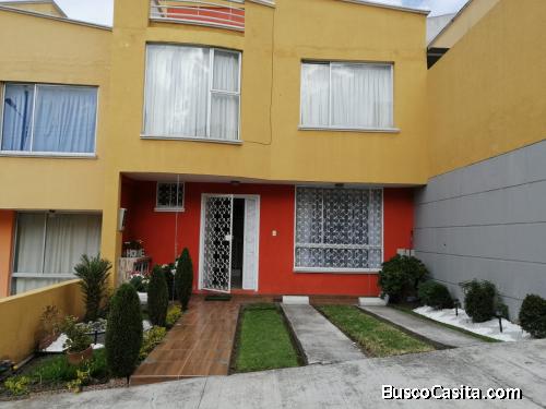 Hermosa cas venta Sector Mena del Hierro