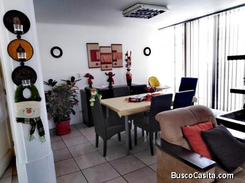 CASA EN LA MARIANA DE JESUS Y AMERICA