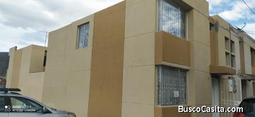 Casa de venta en conj. Sol 1, Sector pomasqui