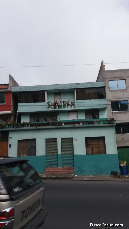 Casa con hermosa vista de venta en Quito